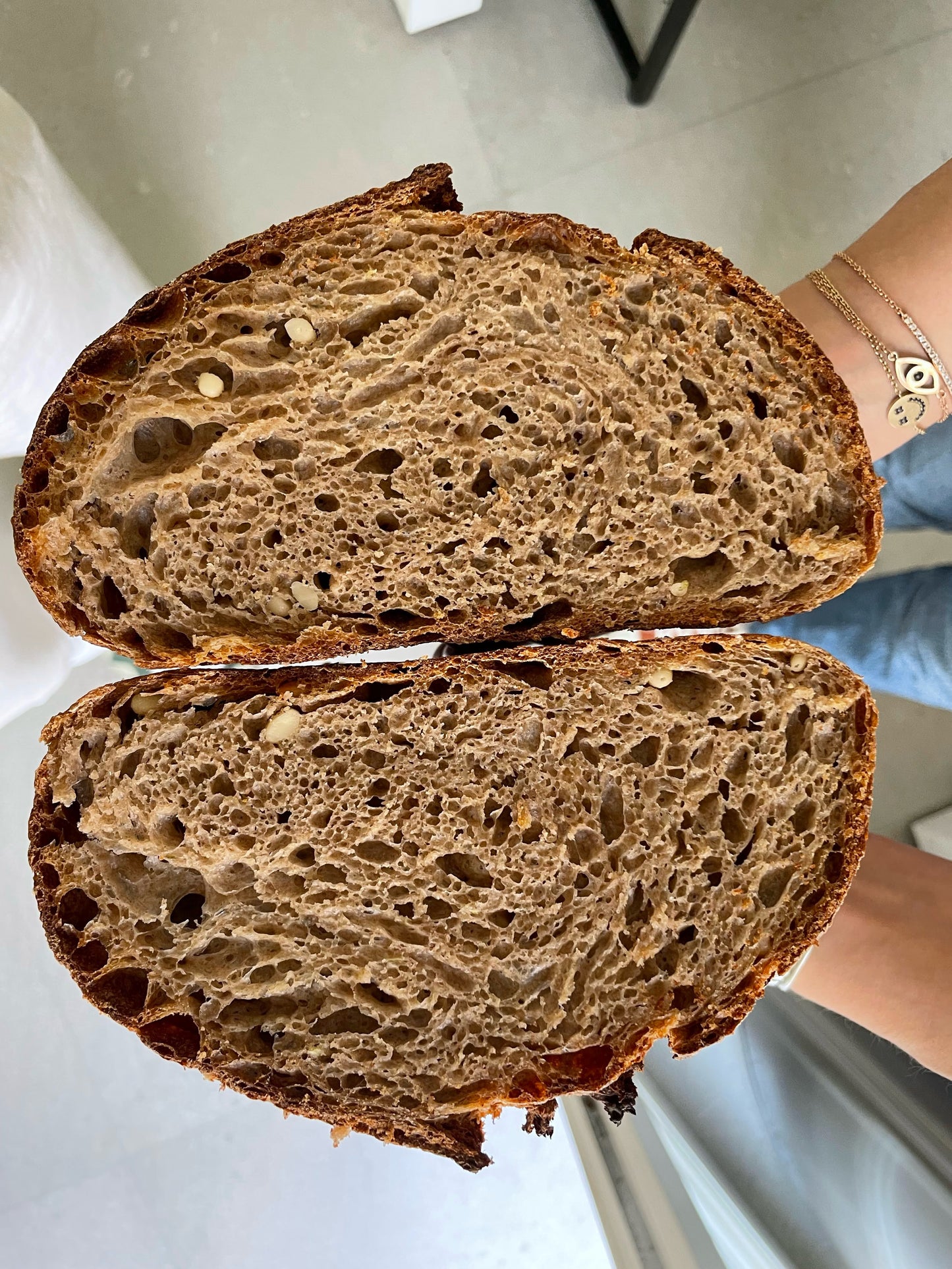 לחם רומי - צנוברים ושום